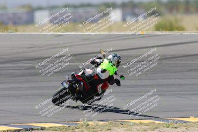 media/Apr-13-2024-SoCal Trackdays (Sat) [[f1617382bd]]/13-Bowl Entry-Backside (220pm)/